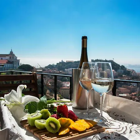 Graca - Castle | Cheese & Wine