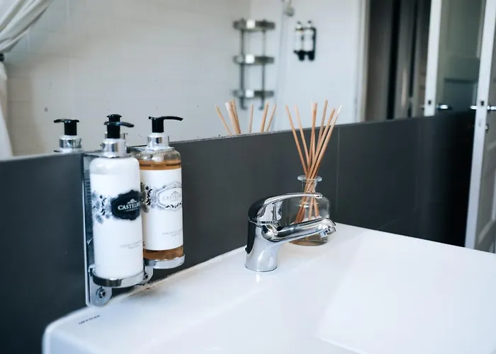 Graca - Castle | Cheese & Wine Apartment *