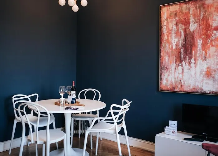 Graca - Castle | Cheese & Wine * Lissabon