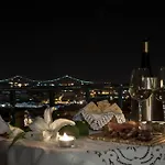 Graca - Castle | Cheese & Wine Lejlighed *