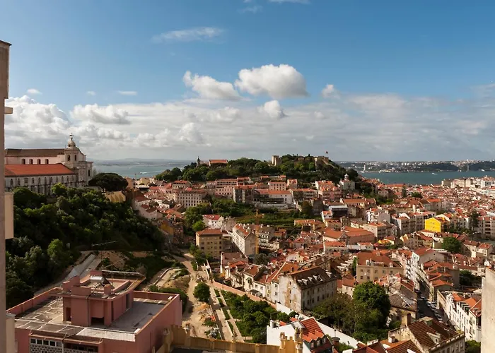 Graca - Castle | Cheese & Wine Lisboa